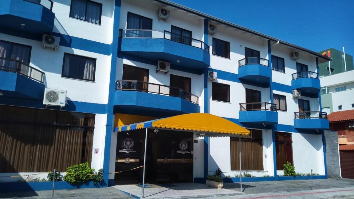 Palace 2* Bombinhas