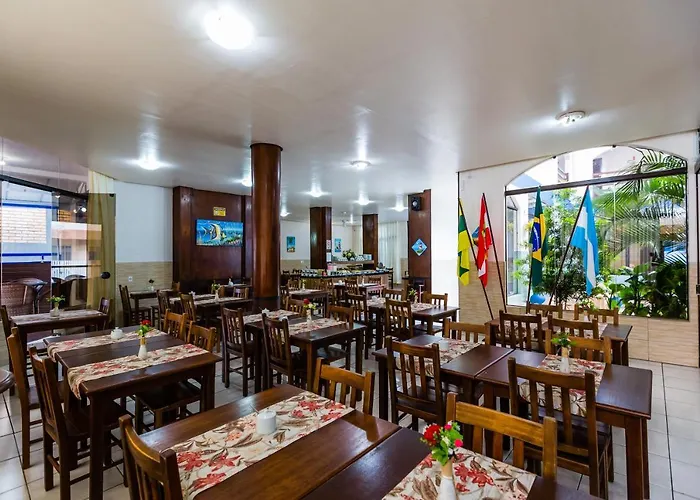Bombinhas Palace Hotel